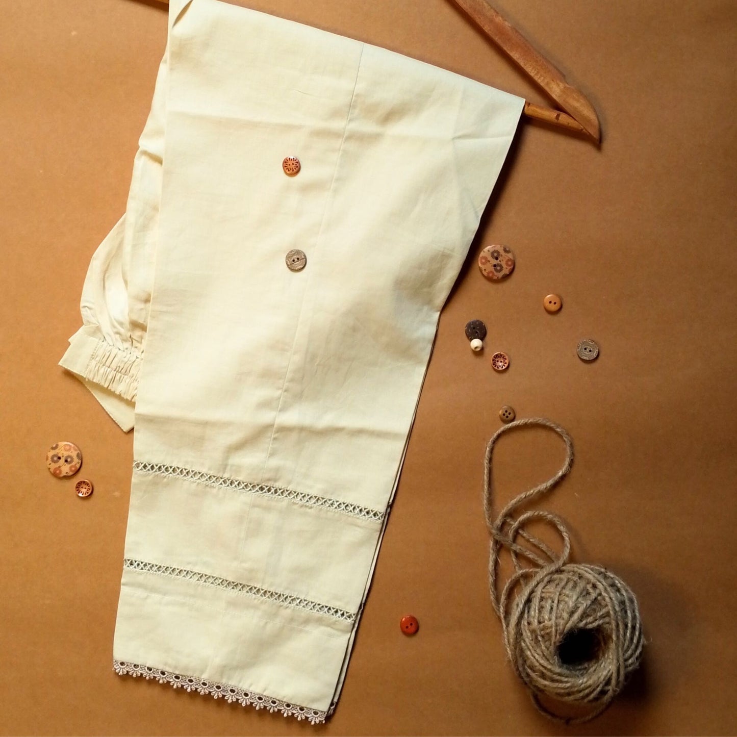 OFF-White Lace Pants